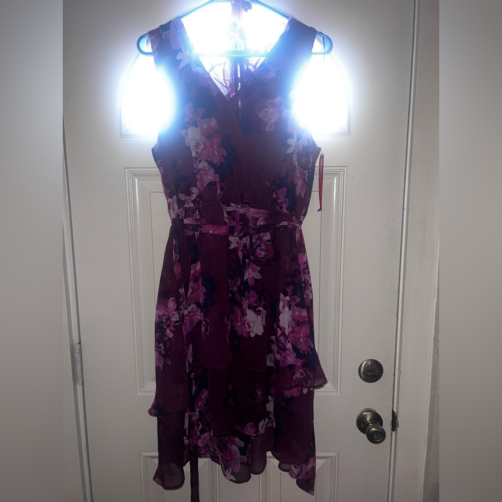 Jennifer Lopez dress size large new w/o tags floral - Picture 4 of 9